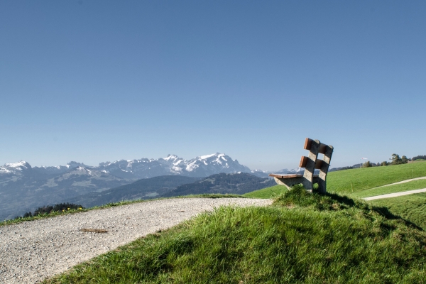 Durch zwei Kantone und drei Gemeinden
